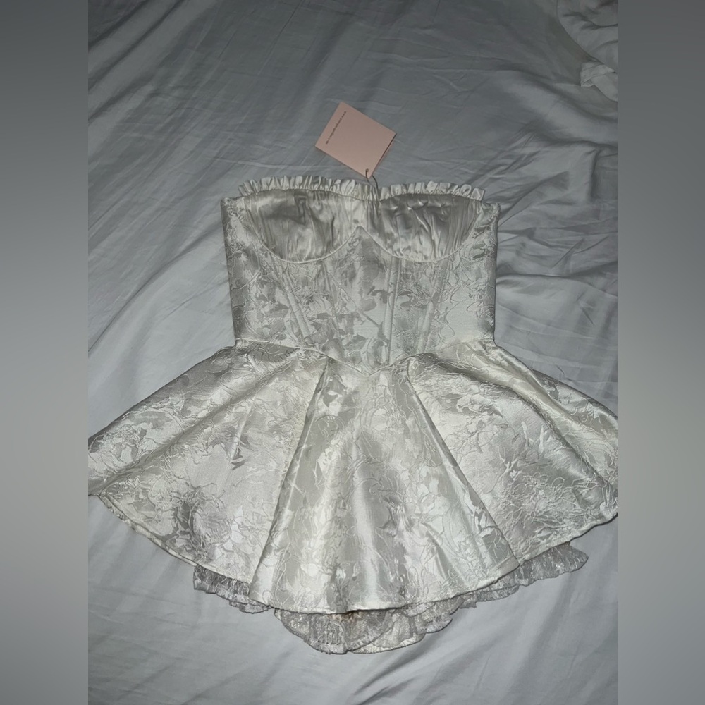 NWT Nana Jacqueline Airina white dress *price is firm*